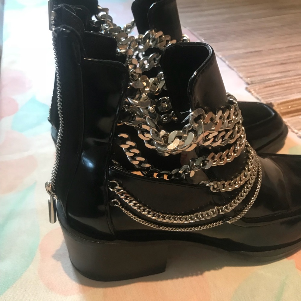 Zara ankle  boots silver chains and zip up at back